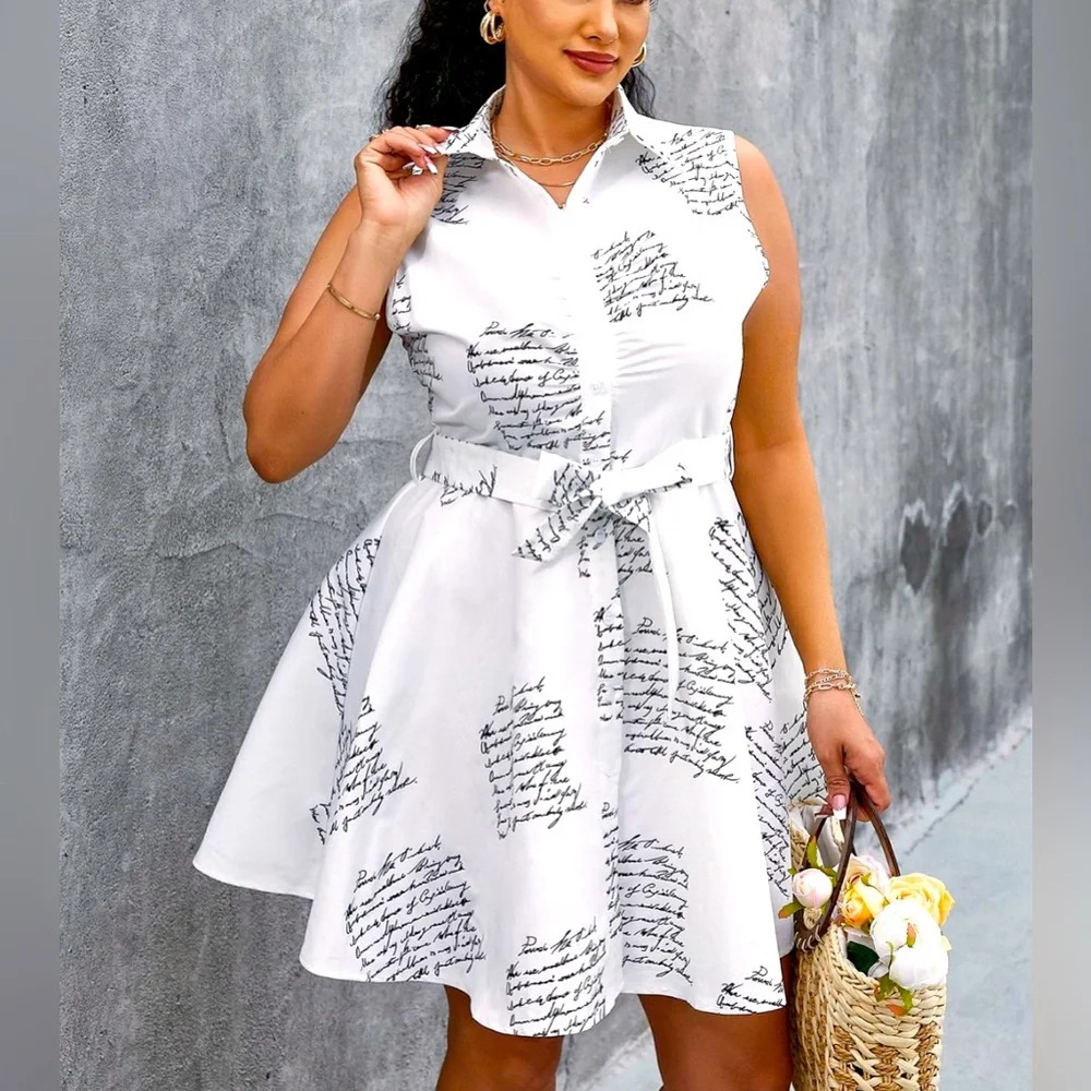 Hot Topic cursive script 📰 dress - Picture 5 of 12